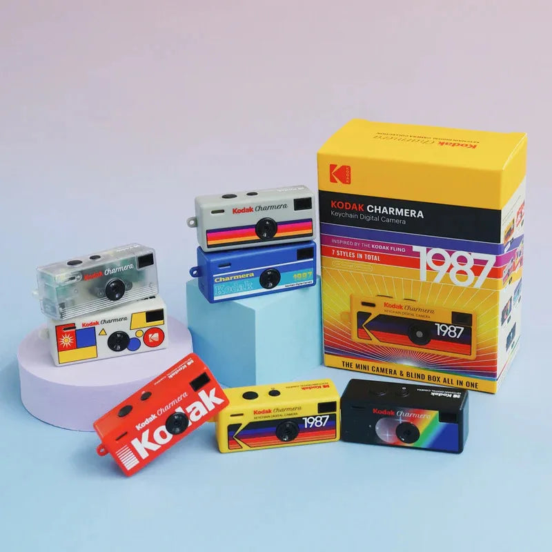 Discover the Charm of the Charmera Keychain Mini Digital Camera - 1987 Vintage Style 35MM/F2.4 in 5 Random Colors!